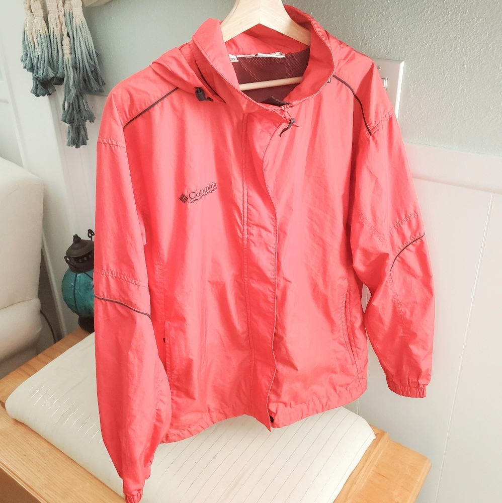 Columbia Coral Windbreaker